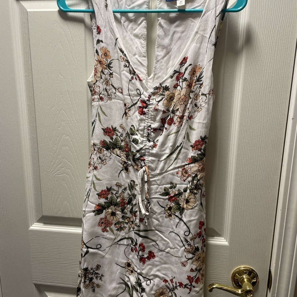 Blue Rain Sheath Dress White and Cream V-Neck Midi